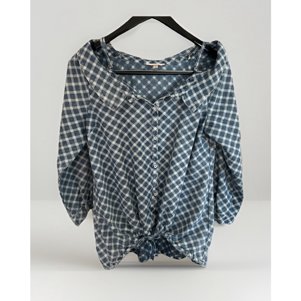 Sky’s Are Blue Size Small Blue Flannel Feel Unique Shoulders Shirt